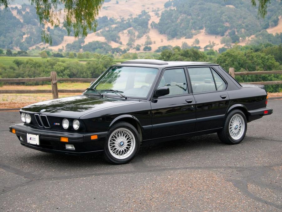  BMW M5 1986 года  (US) (фото 4 из 10)